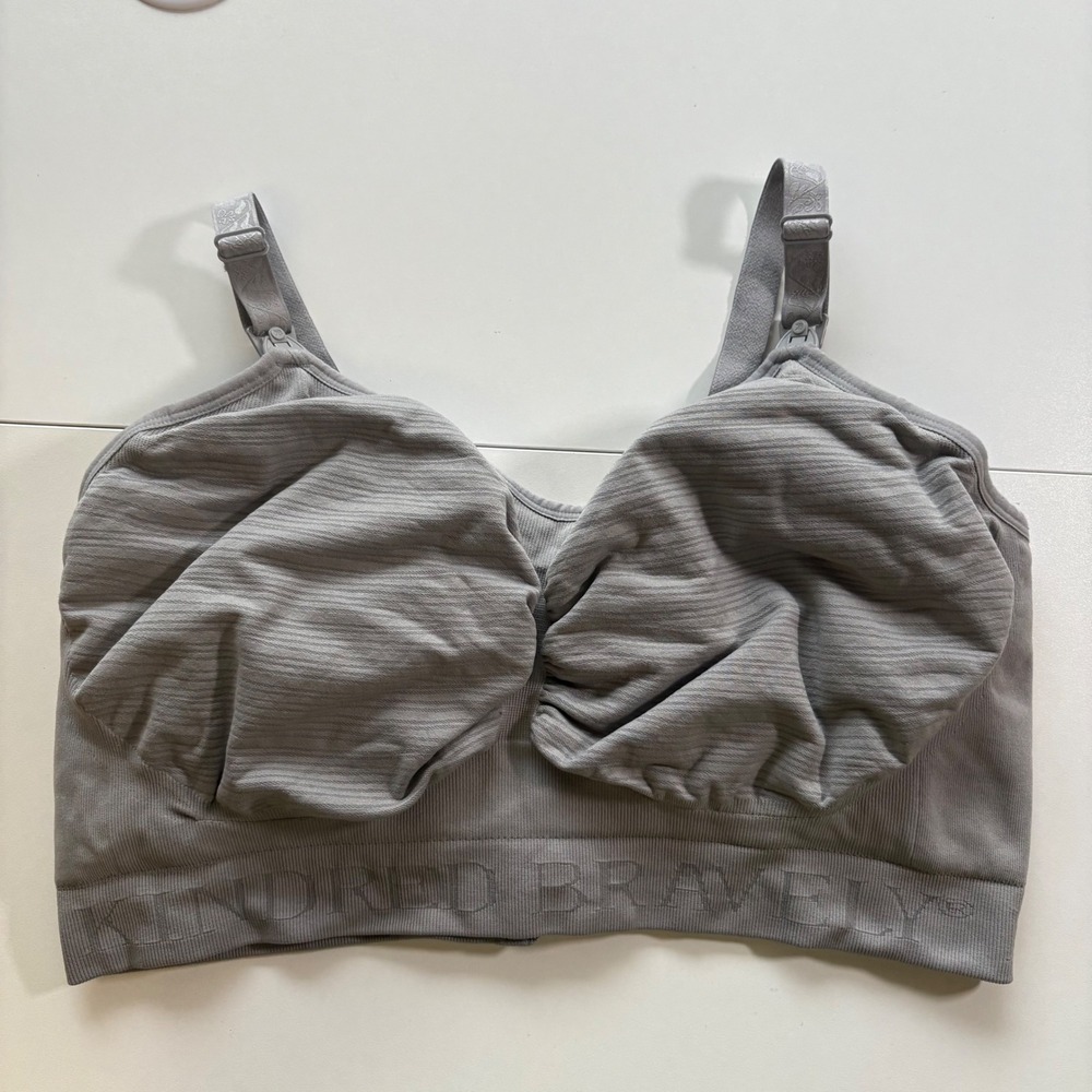 Kindred Bravely Maternity Nursing Bra Sleep Bra Support Comfort Gray Size L